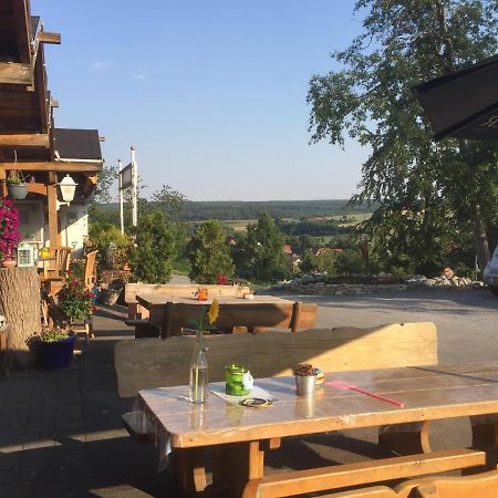 Europa-Feriendorf Husen エクステリア 写真